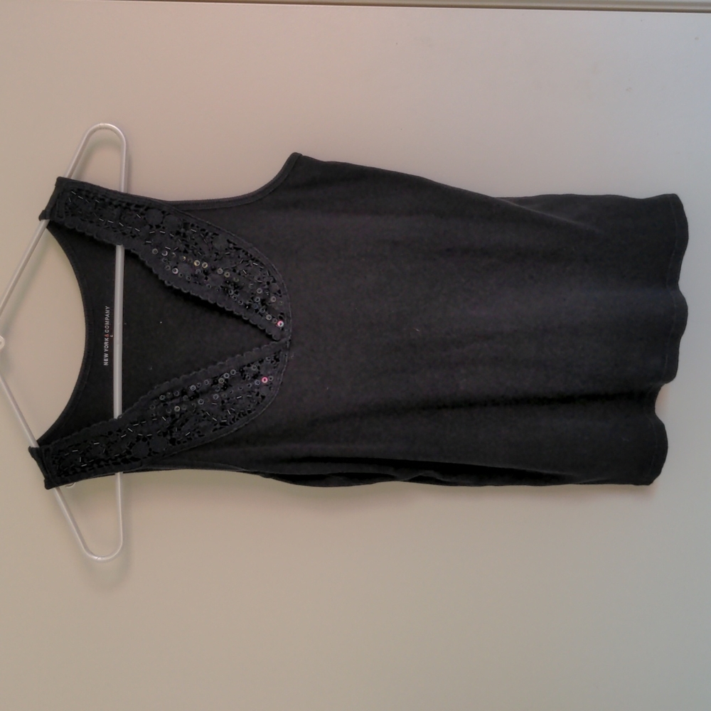 NY&Co Sleeveless Sequined Top